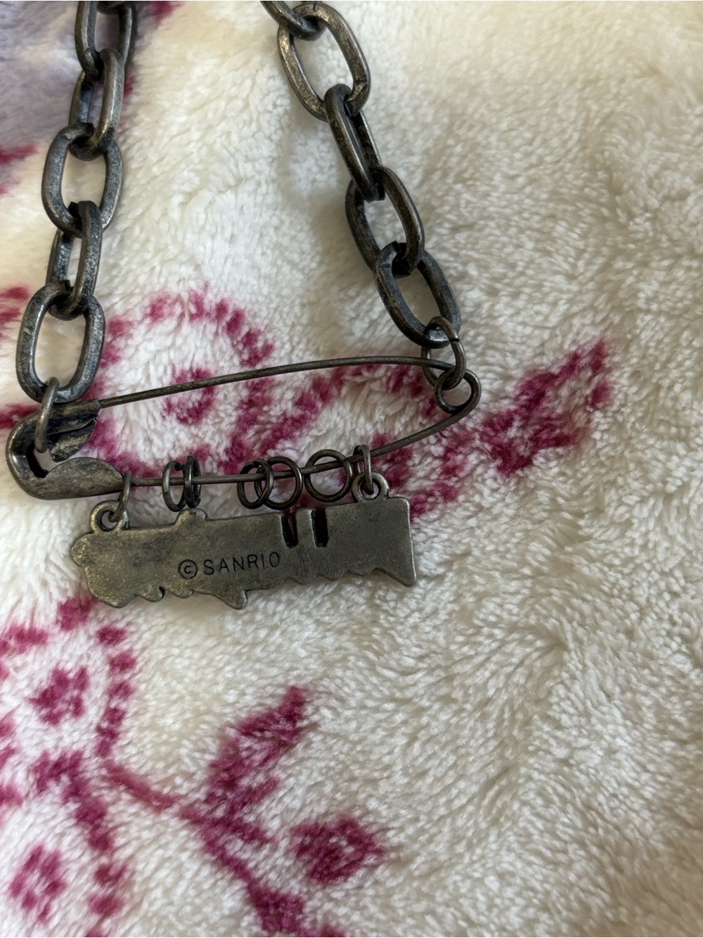Hot Topic || Hello Kitty - Picture 2 of 2